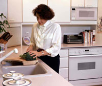 woman in kitchen photo